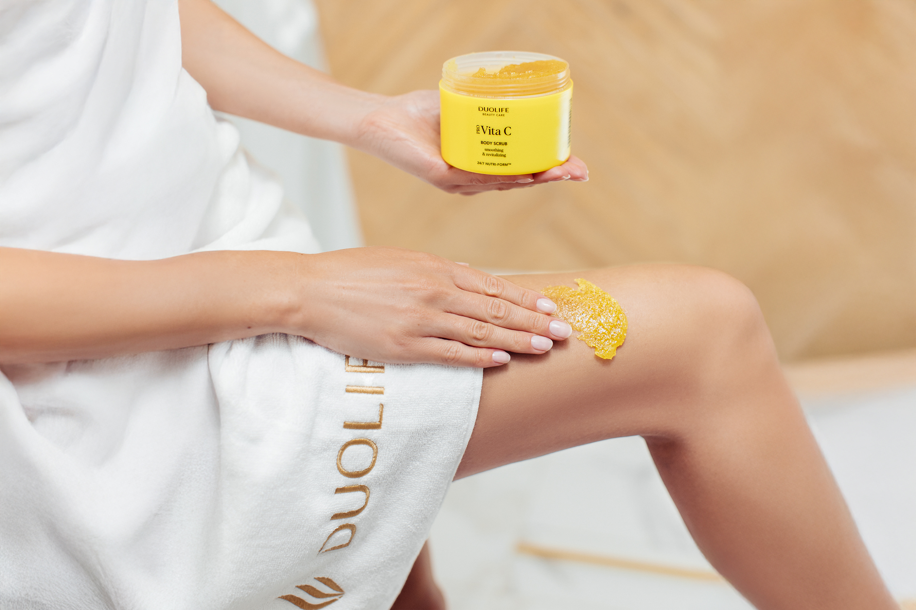 DuoLife Beauty Care Vita C Body Scrub 200ml – Rozświetlający Peeling do Ciała — miniatura 2
